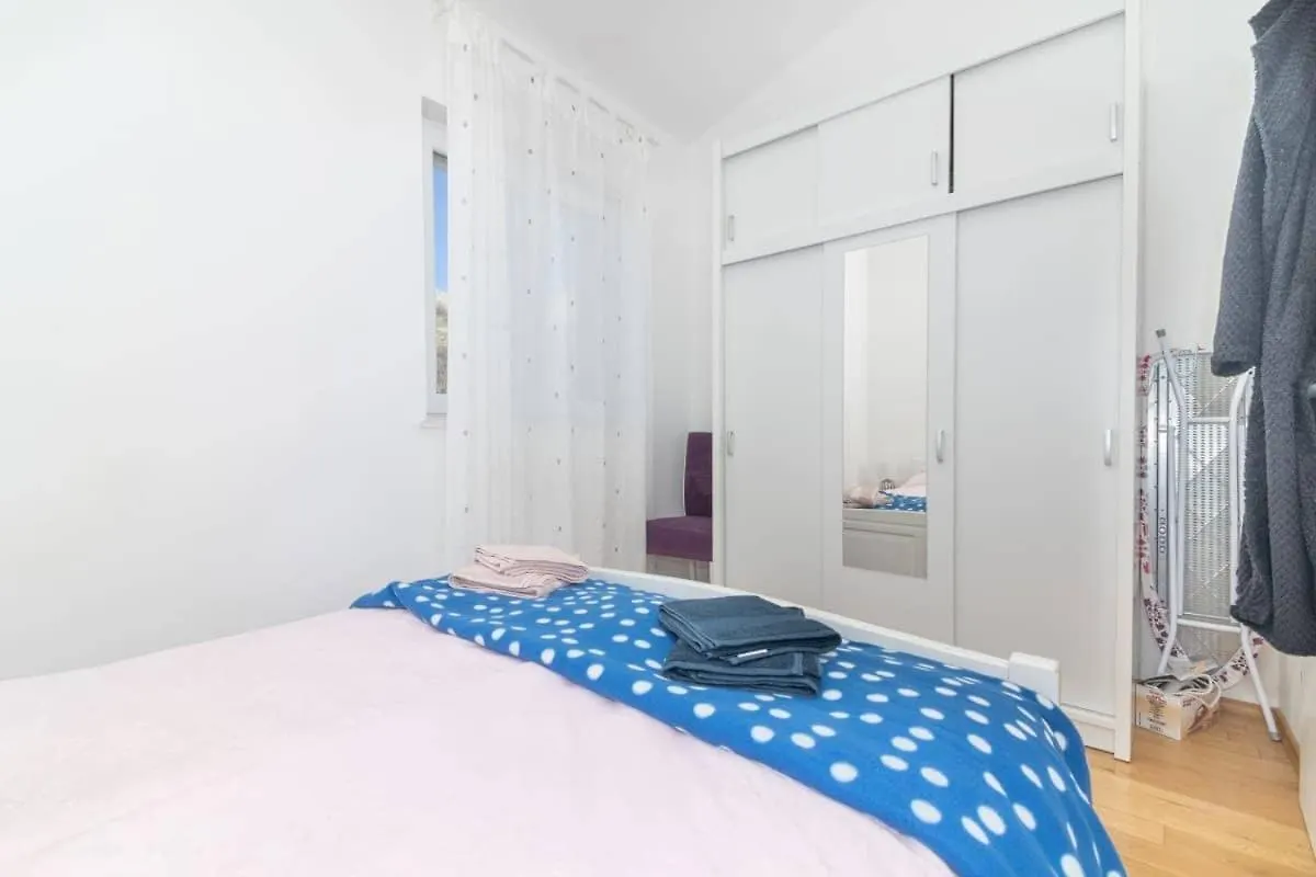 Apartment Nero By Aneo Travel Dinjiška 0*,  크로아티아